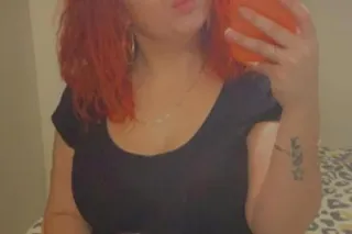 Hello, I’m looking for new friends 🥰🥰😘 - Image 1